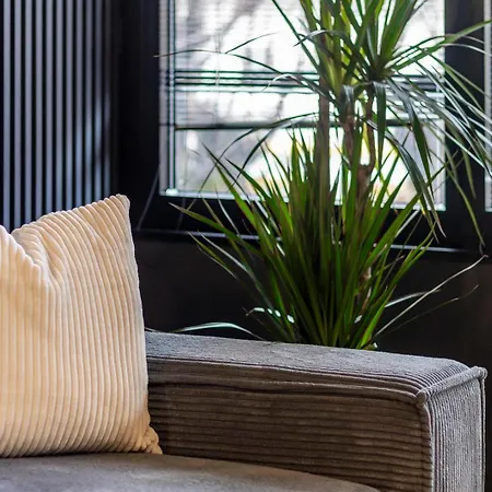 Lungolago Modern Fd Apartment Como