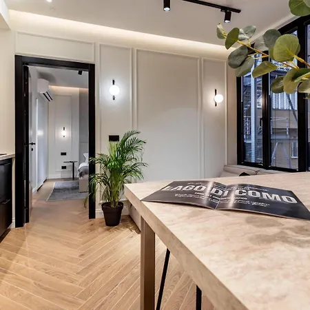 Lungolago Fd Apartment