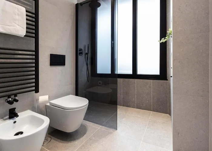 Lungolago Modern Fd شقة *