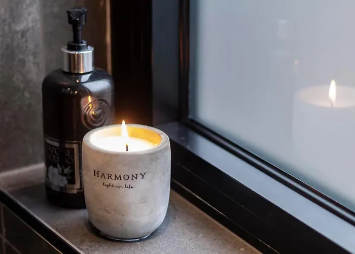 Lungolago Modern Fd شقة