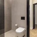 Lungolago Modern Fd Como